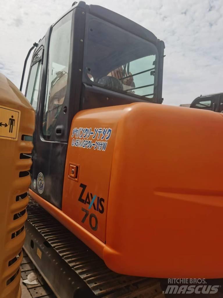 Hitachi ZX 70 Mini ekskavatörler, 7 tona dek