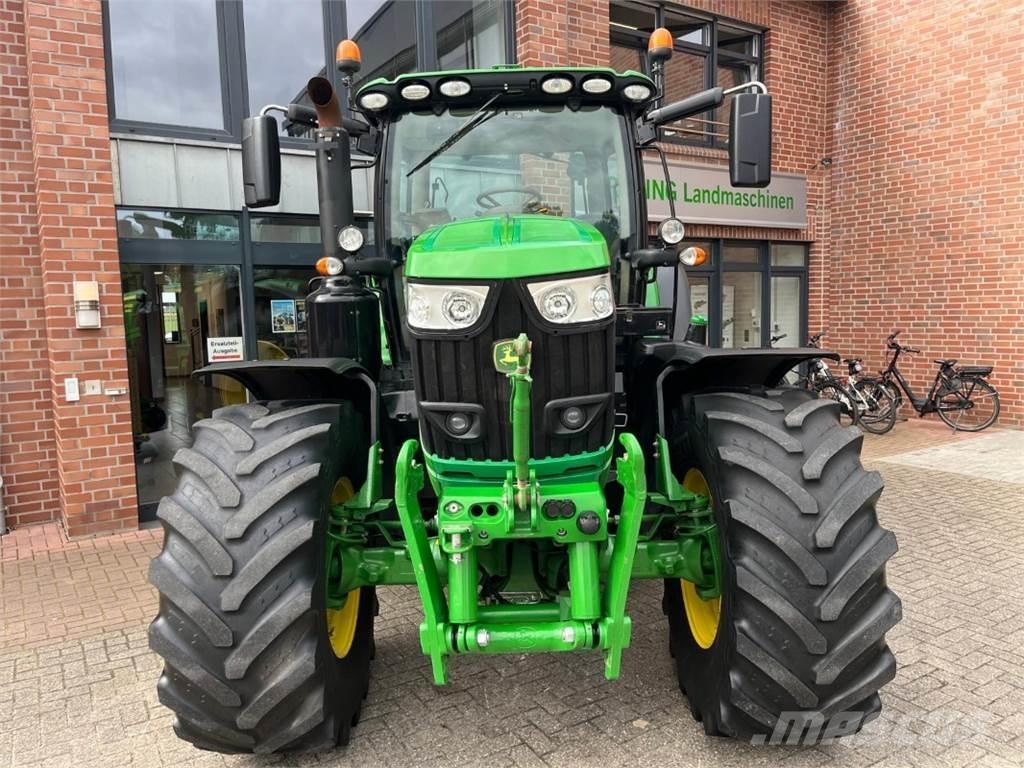 John Deere 6215R Traktörler