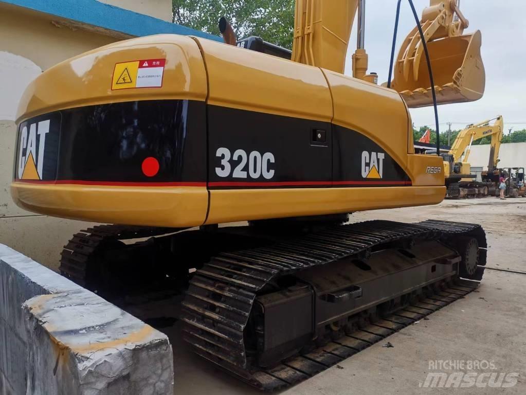 CAT 320 C Paletli ekskavatörler