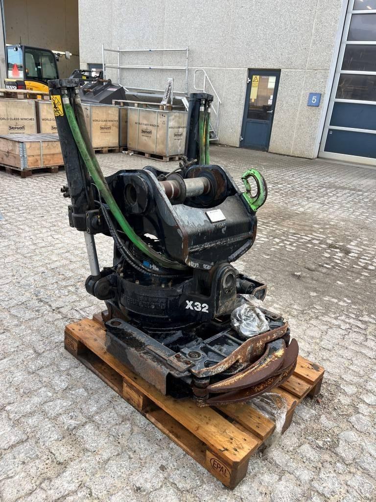Steelwrist X32 Perdah makinalari