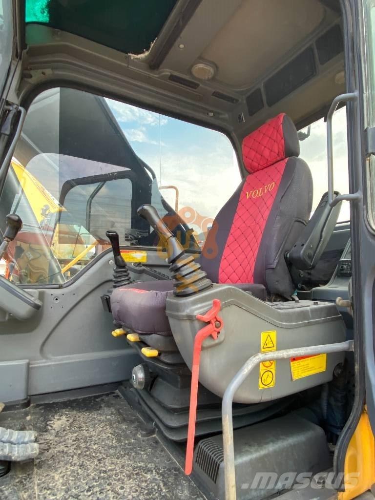 Volvo EC 240 B LC Paletli ekskavatörler