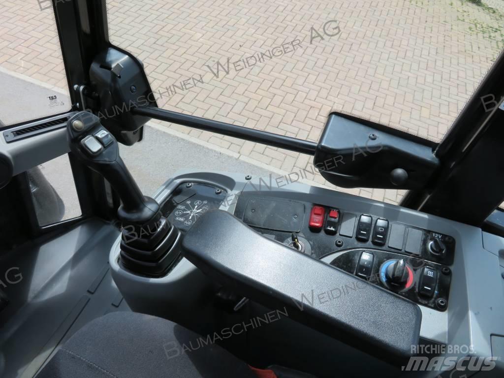 CAT 906M Tekerlekli yükleyiciler