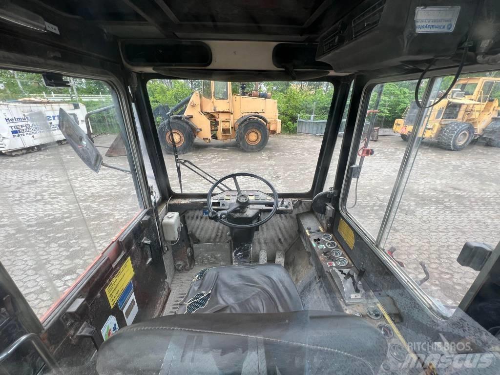 Bollnäs BT25T Terminal çekiciler