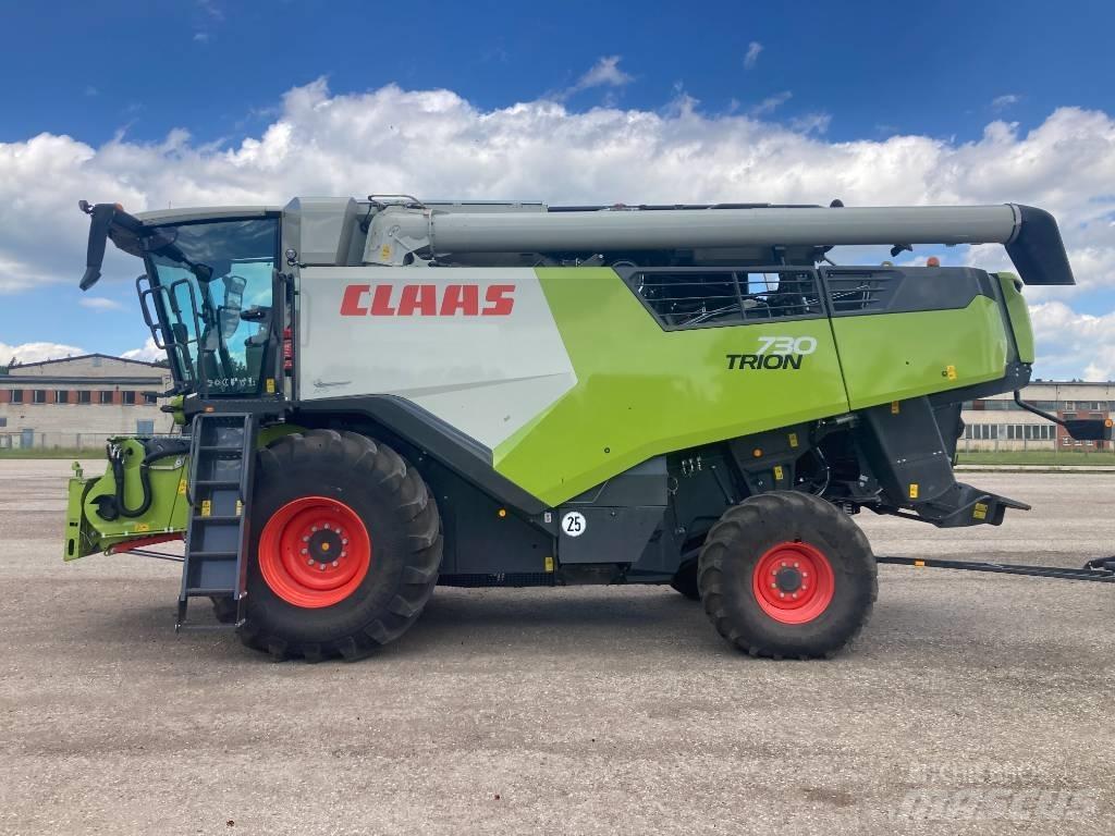 CLAAS Trion 730 Biçerdöverler
