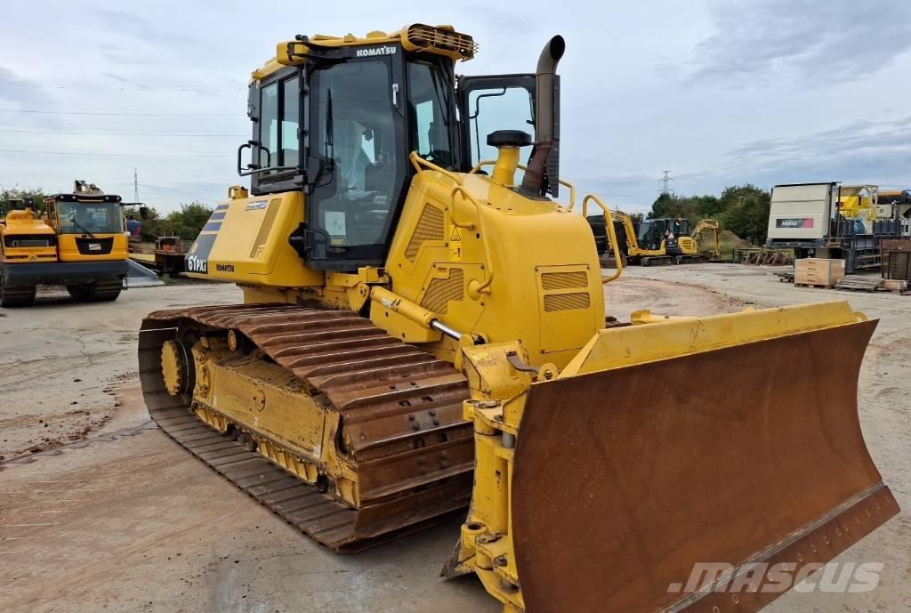 Komatsu D61PXI-24E0 Paletli dozerler