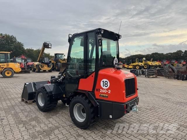 Kubota RT 260-2 Tekerlekli yükleyiciler