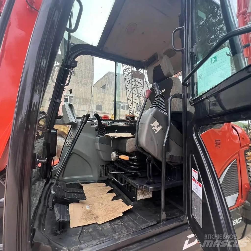 Doosan DX 60-9C Mini ekskavatörler, 7 tona dek