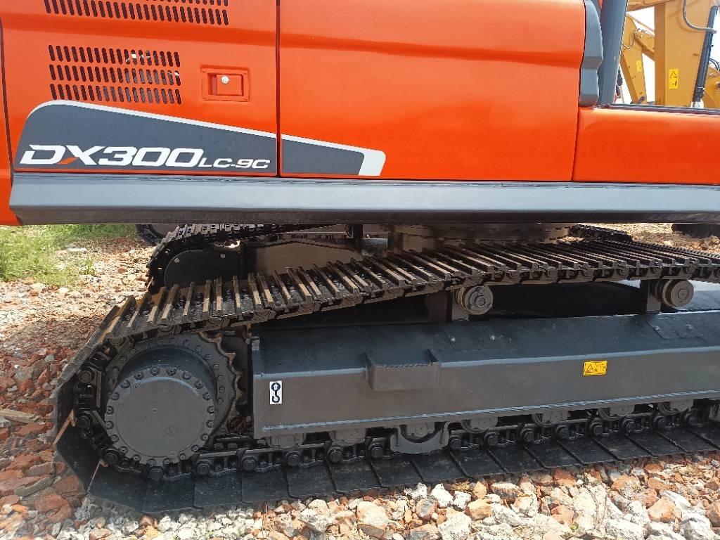 Doosan DX300LC Paletli ekskavatörler