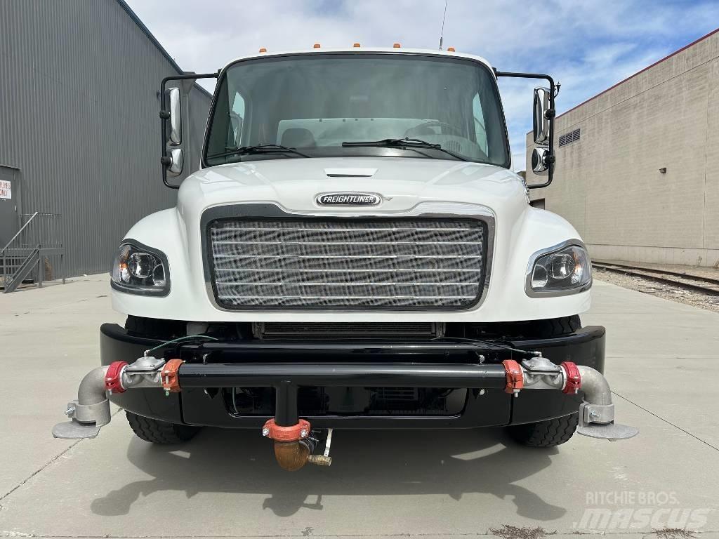 Freightliner M2 Su tankerleri