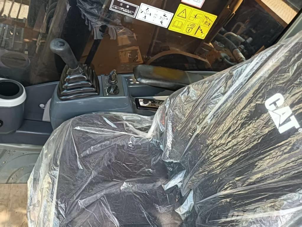 CAT 330 D2L Paletli ekskavatörler