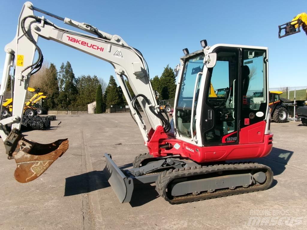 Takeuchi TB 240 Mini ekskavatörler, 7 tona dek