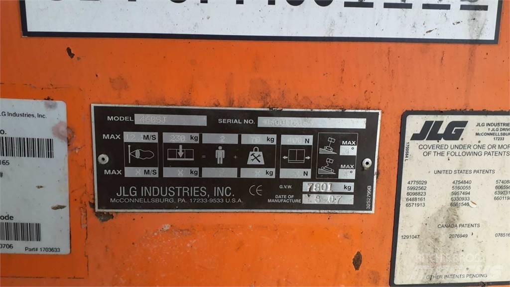 JLG 460SJG Teleskopik personel platformları