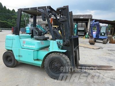 Mitsubishi FD35T-MC Diger