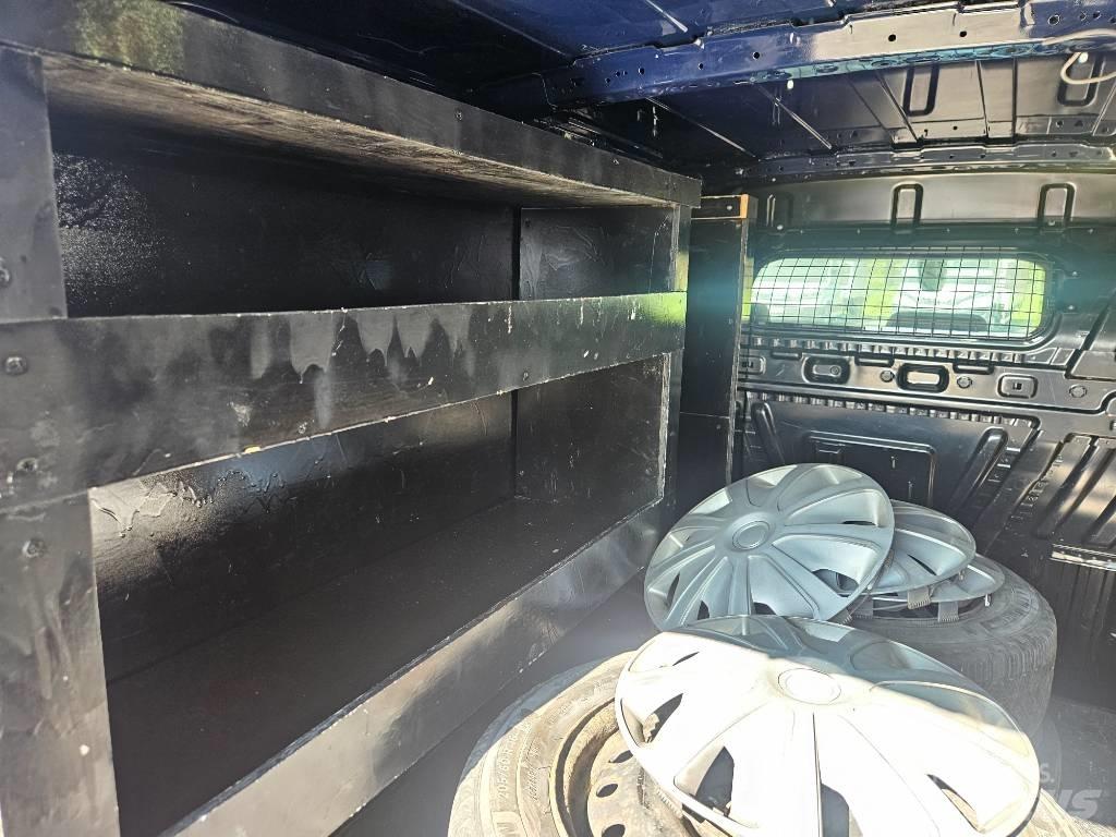 Ford Transit Connect Panel vanlar