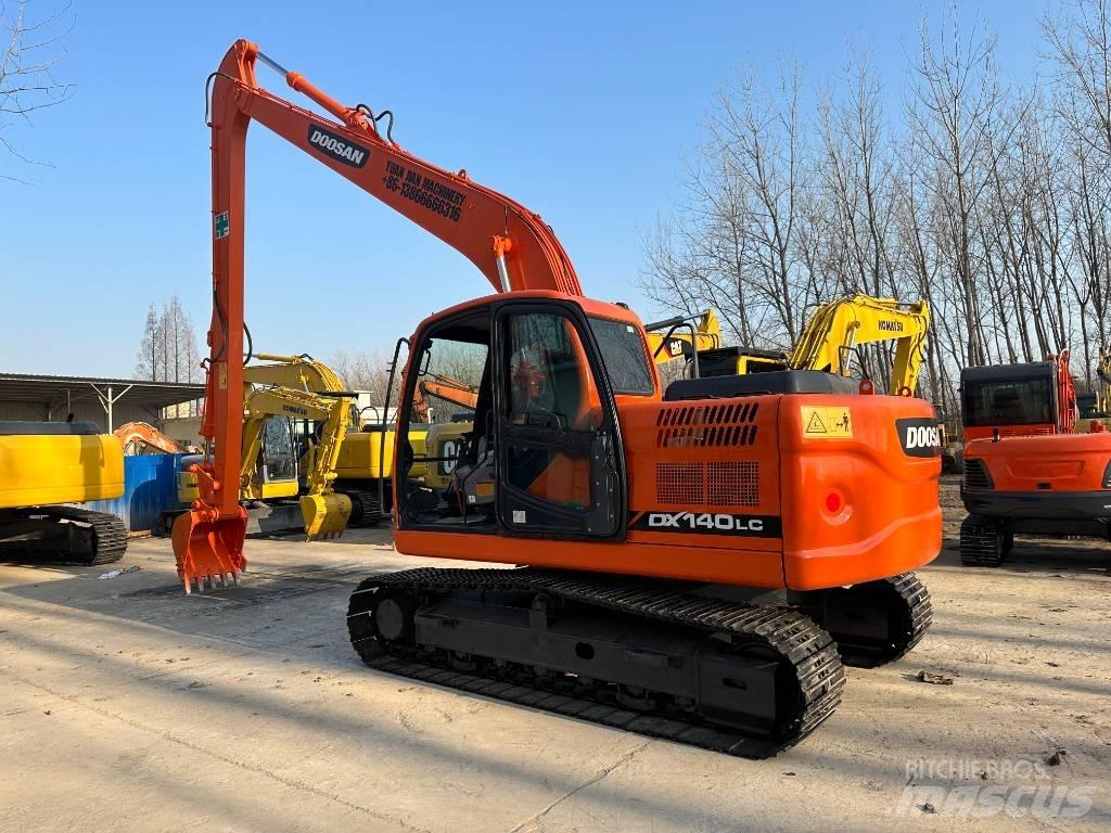 Doosan DX 140 Mini ekskavatörler, 7 tona dek