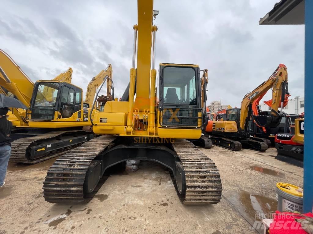 Komatsu PC 200-8 Paletli ekskavatörler