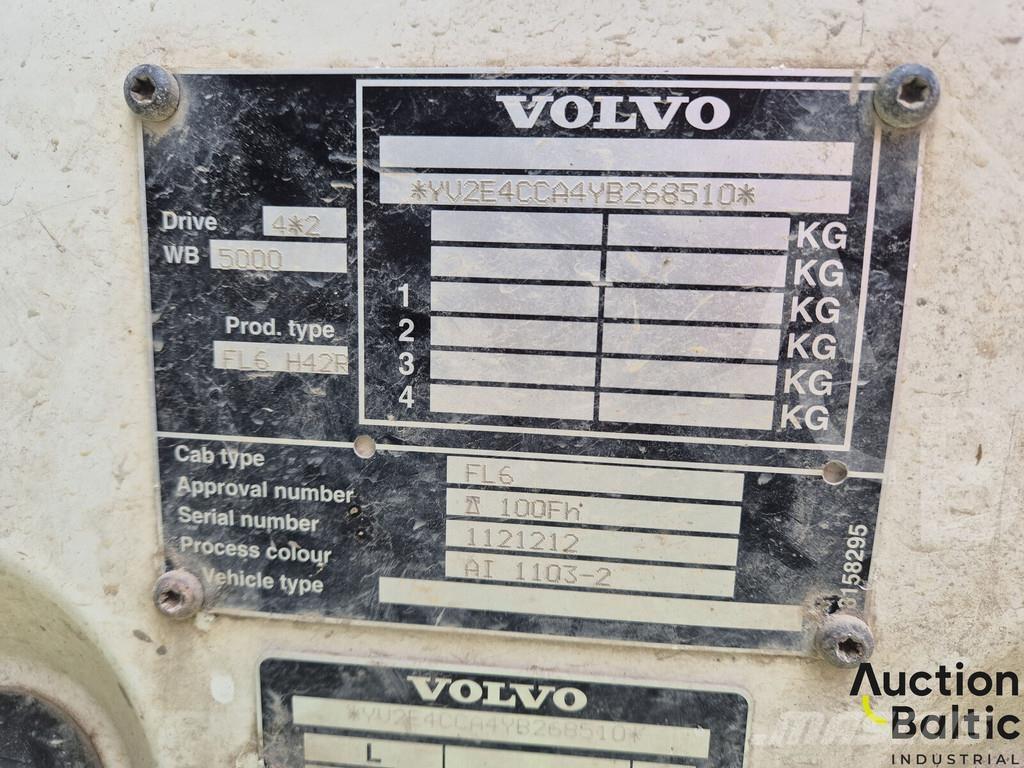 Volvo FL6 Flatbed kamyonlar