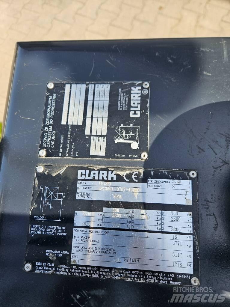Clark EPX32i Elektrikli forkliftler