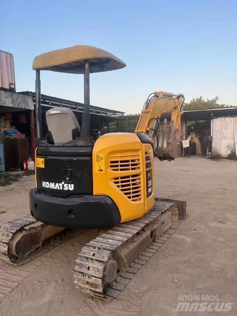 Komatsu PC30 MR Mini ekskavatörler, 7 tona dek