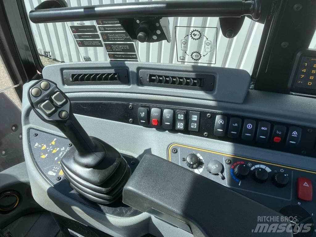 JCB 409 Tekerlekli yükleyiciler