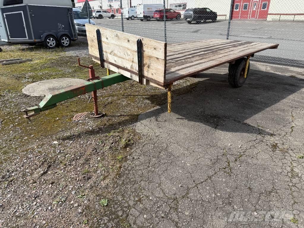  Skogskärra med flak Diger römorklar