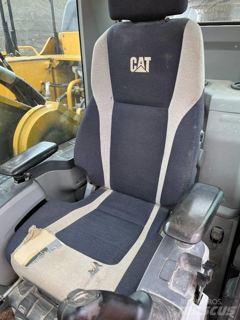 CAT 349EL Paletli ekskavatörler