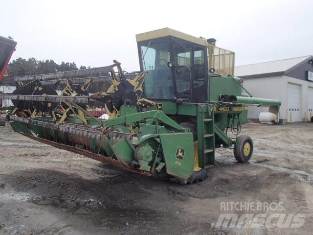 John Deere 4420 Biçerdöverler