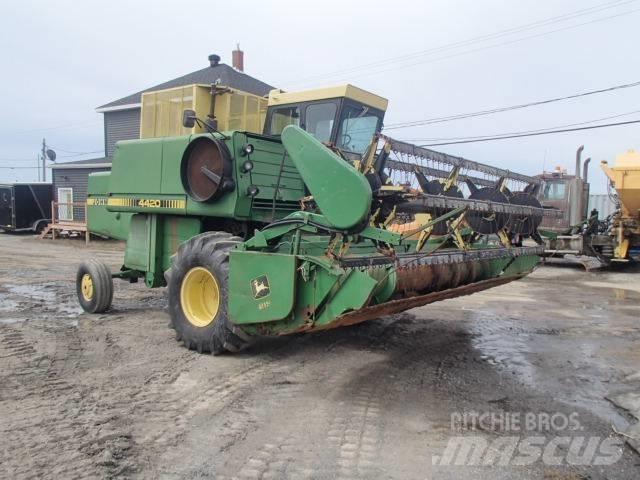 John Deere 4420 Biçerdöverler