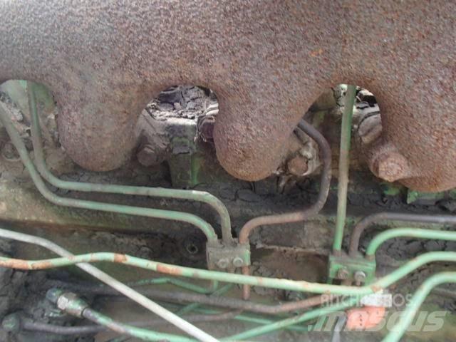 John Deere 4420 Biçerdöverler