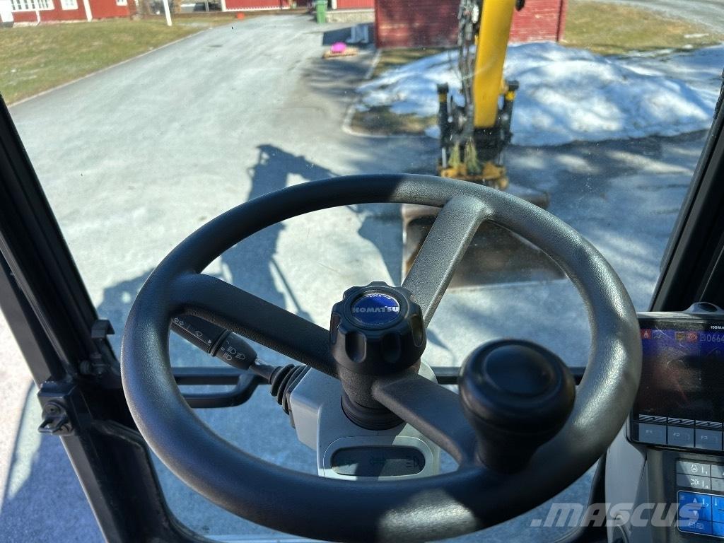 Komatsu PW 148-10 Lastik tekerli ekskavatörler