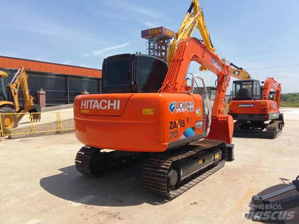 Hitachi ZX 70 Paletli ekskavatörler