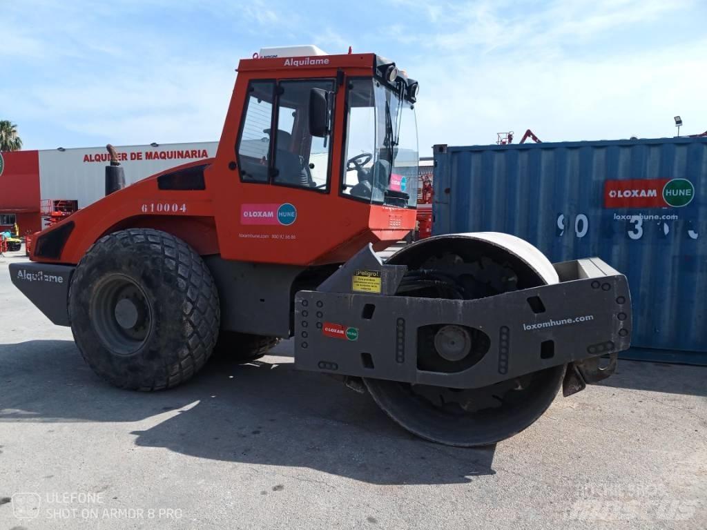 Bomag BW 211 D-4 Tek tamburlu silindirler