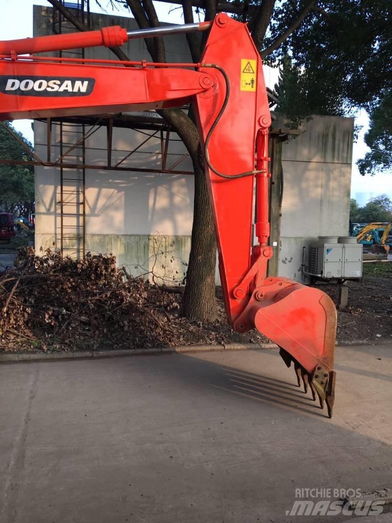 Doosan dh150w-7 Lastik tekerli ekskavatörler