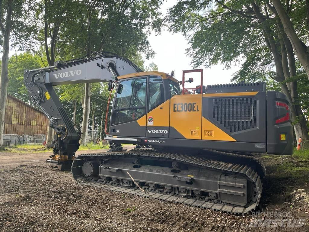 Volvo EC 300 Paletli ekskavatörler