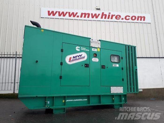 Cummins C220D5E Dizel Jeneratörler