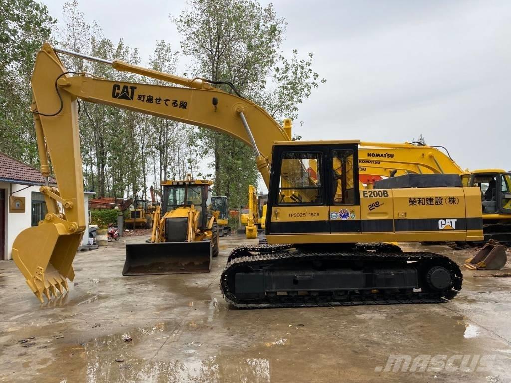 CAT E 200 B Paletli ekskavatörler