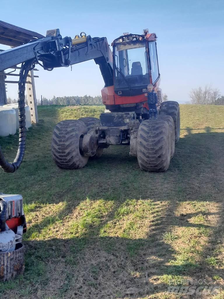 Valmet 941 Ağaç kesici istifleyiciler