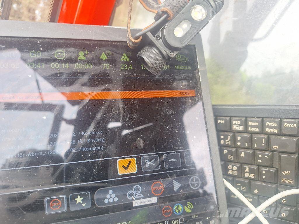 Komatsu 911 Biçerdöverler