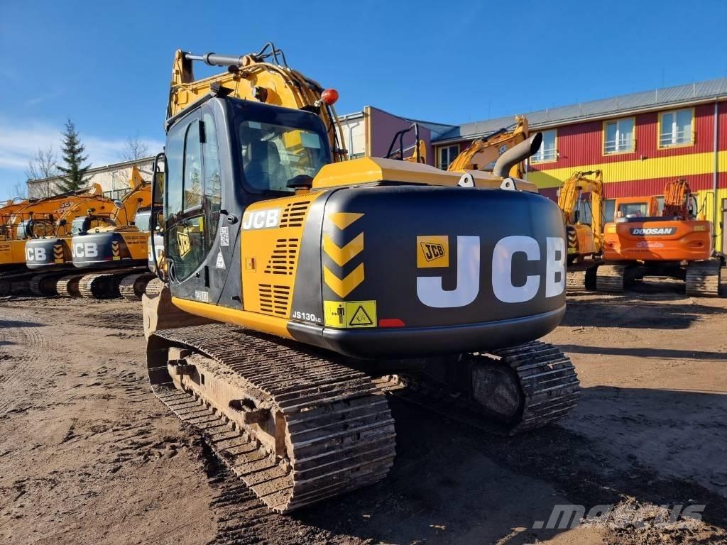 JCB JS 130 LC T4i Paletli ekskavatörler