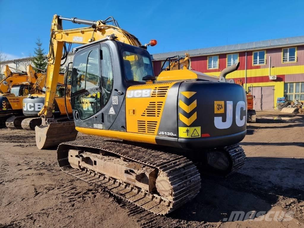 JCB JS 130 LC T4i Paletli ekskavatörler