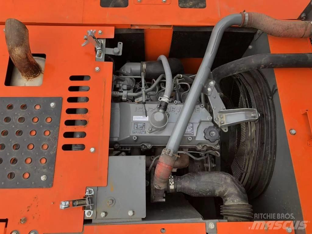 Hitachi 240 Paletli ekskavatörler