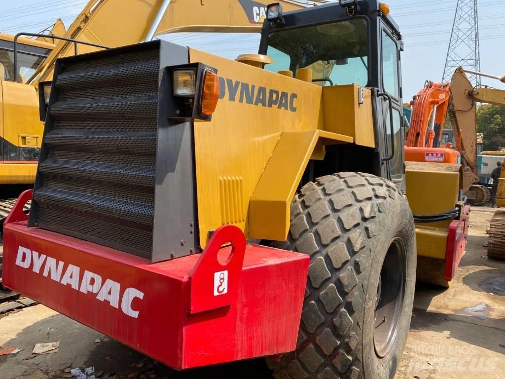 Dynapac CA 30 Tek tamburlu silindirler