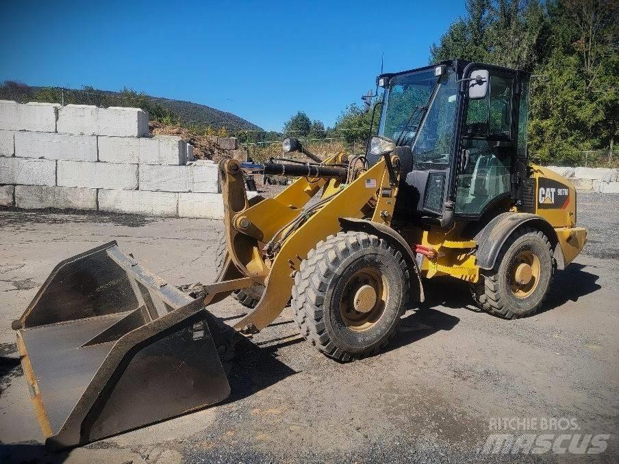 CAT 907 M Tekerlekli yükleyiciler