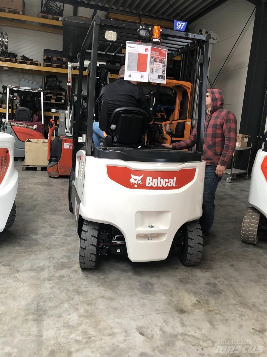  B30X-7Plus Elektrikli forkliftler