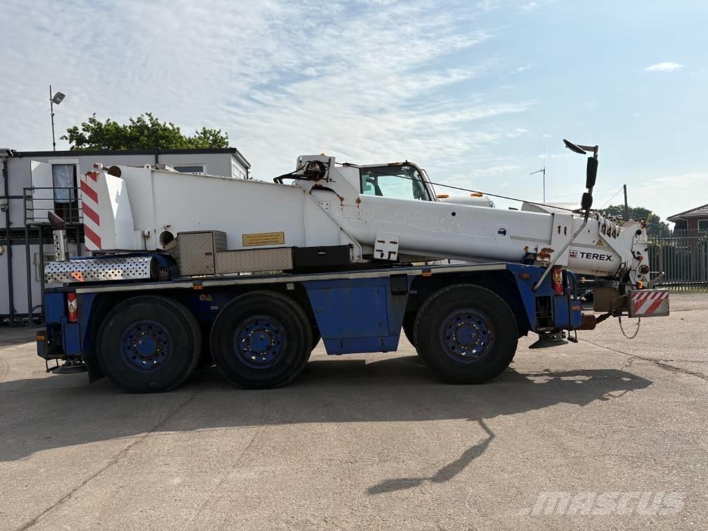Terex AC 40 City Yol-Arazi Tipi Vinçler (AT)