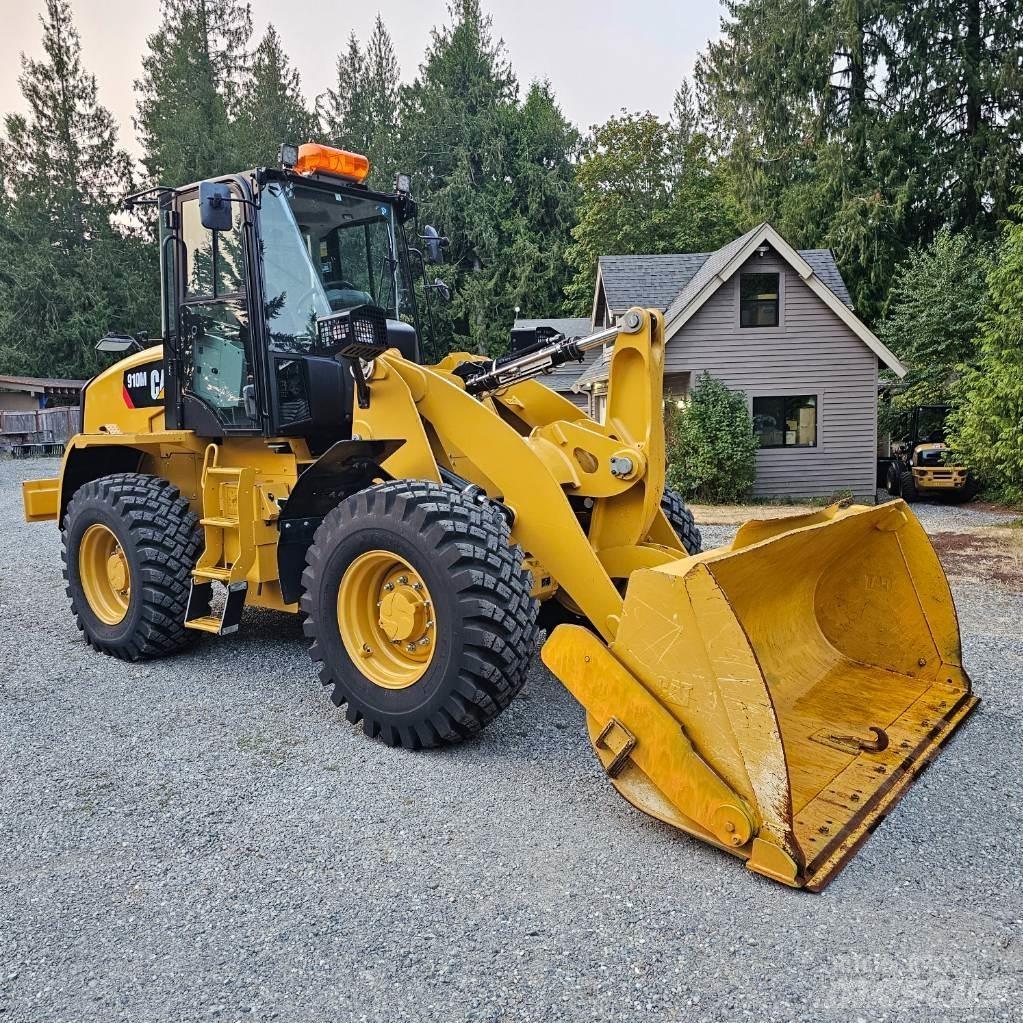 CAT 910M Tekerlekli yükleyiciler