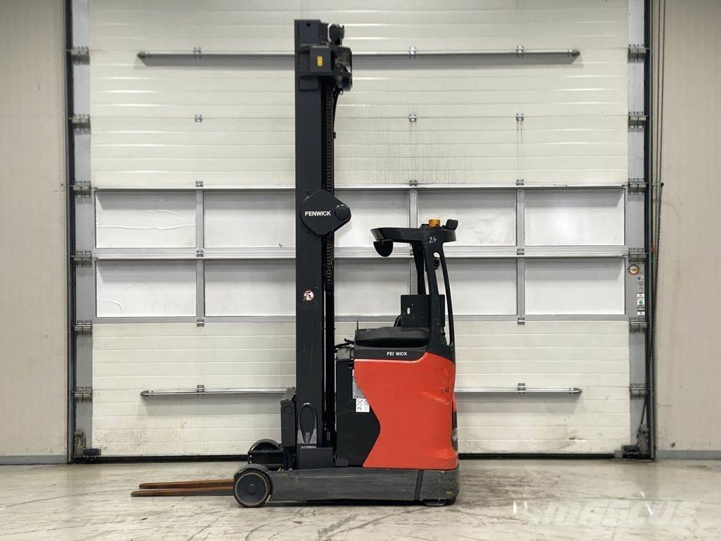 Linde R14HD Reach truck - depo içi istif araçları