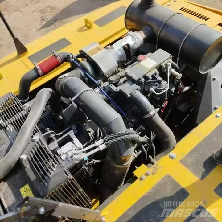 Komatsu PC 350 Paletli ekskavatörler