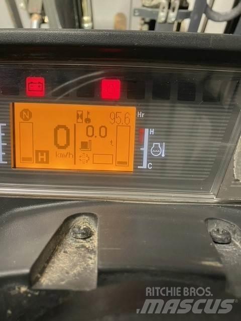 Mitsubishi FD25N3 Dizel forkliftler