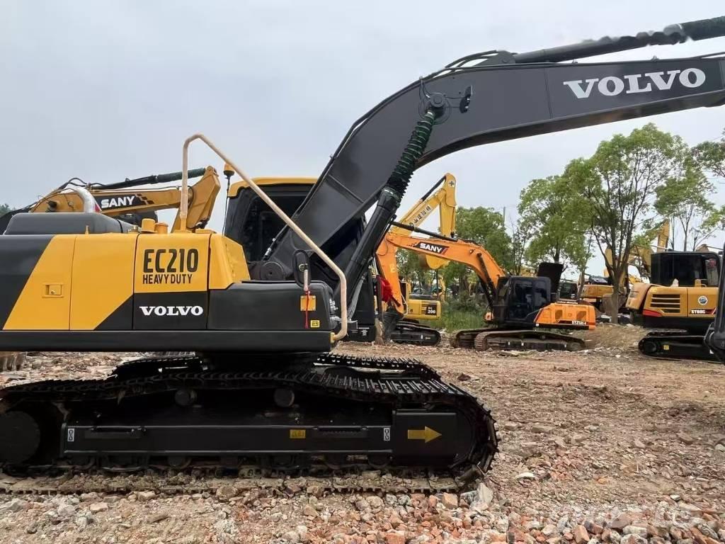Volvo EC 210 Paletli ekskavatörler